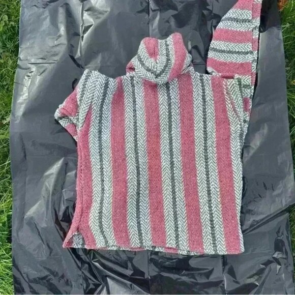 BAJA JOE pull over Baja with hood. Size Small pink and gray - Picture 4 of 6